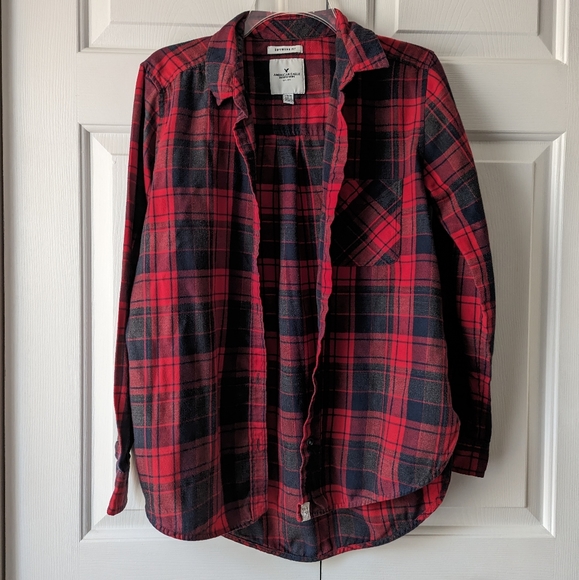 American eagle button down gently used - Picture 1 of 3